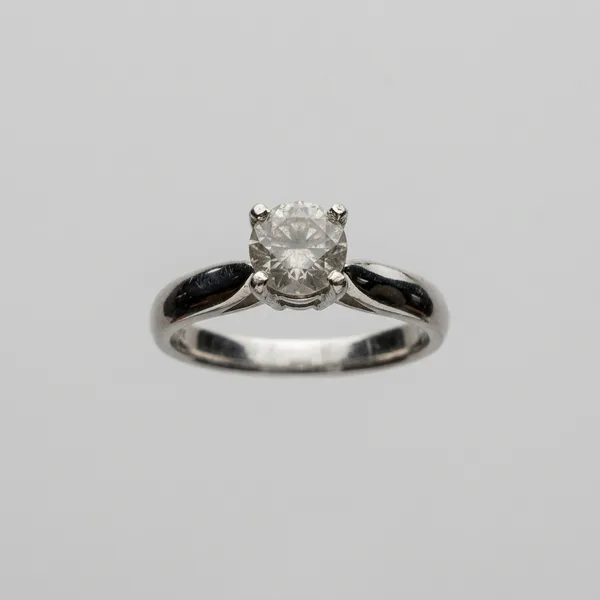 High-End Jewelry Retouching (Before) before & after — BLACKFOX DIGITAL